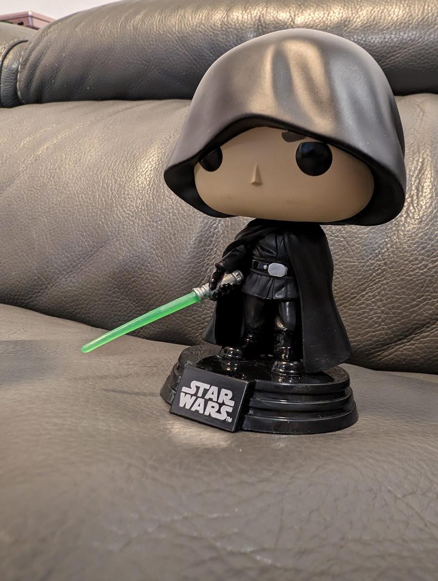 STAR WARS.